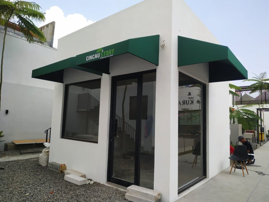 Pemasangan Kanopi Kain Awning untuk Villa dan Cafe di Bali